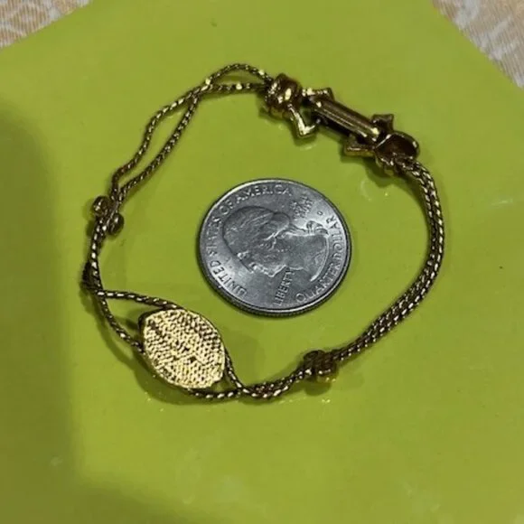 GOLDETTE Gold Tone Flower Slider Chain BRACELE - Picture 6 of 7